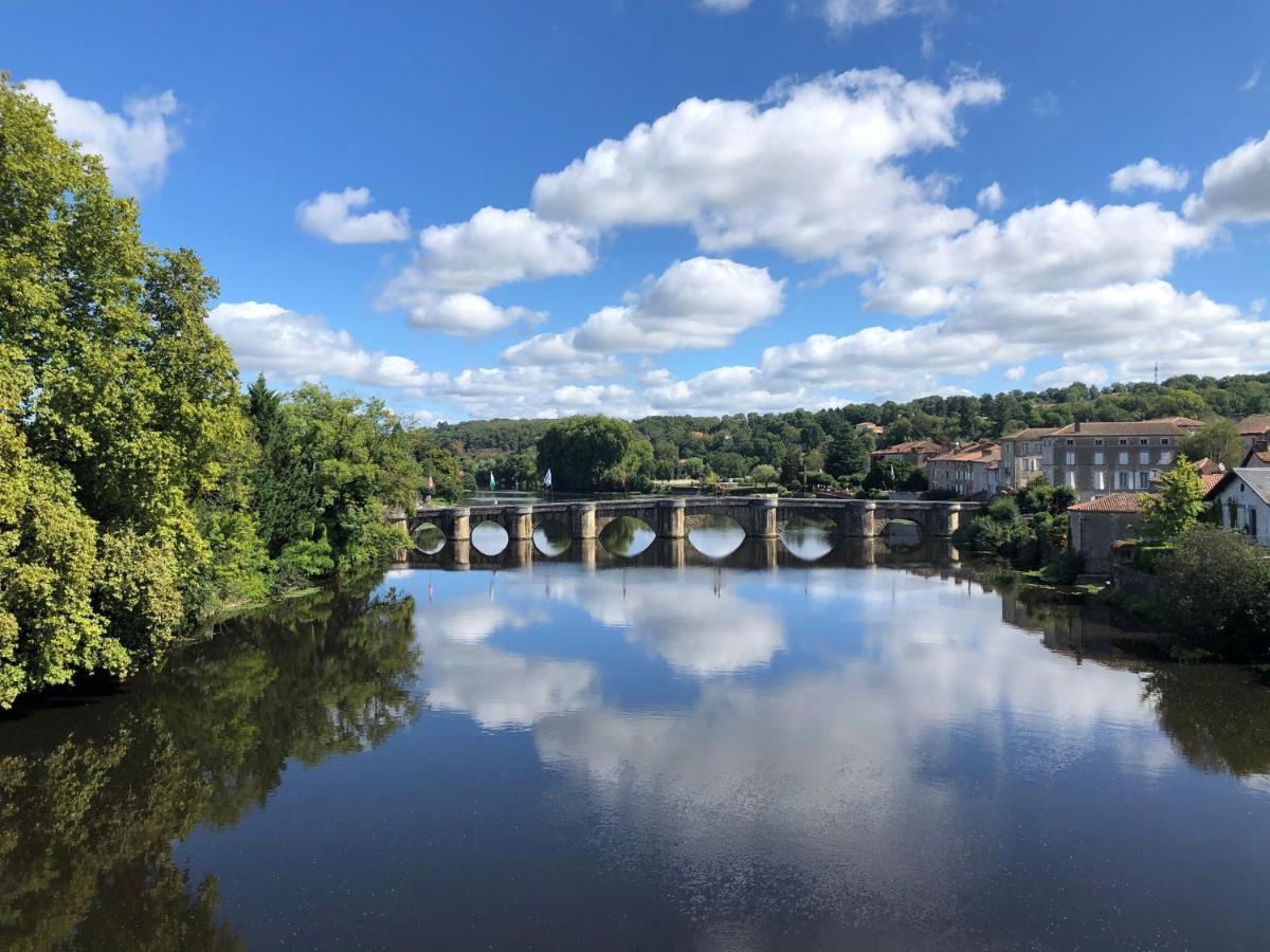 Gite Des Lavandes Oradour-Fanais Dış mekan fotoğraf