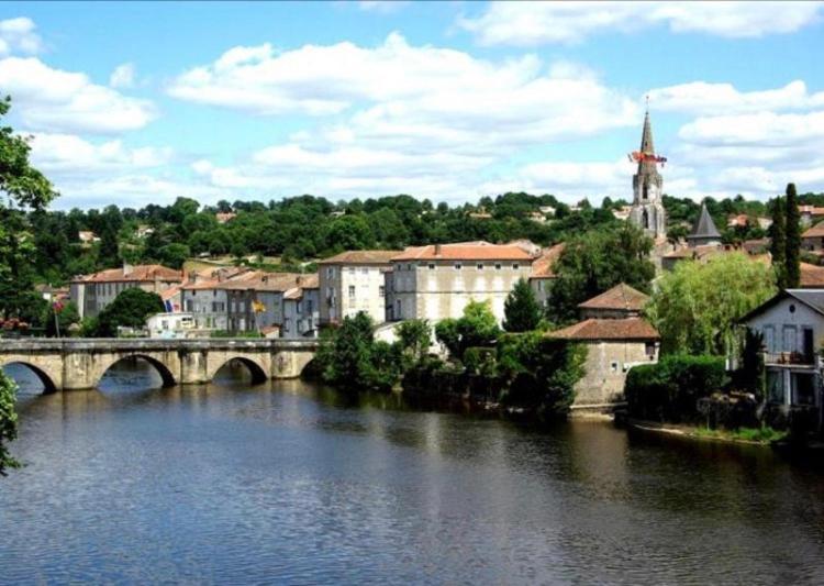 Gite Des Lavandes Oradour-Fanais Dış mekan fotoğraf